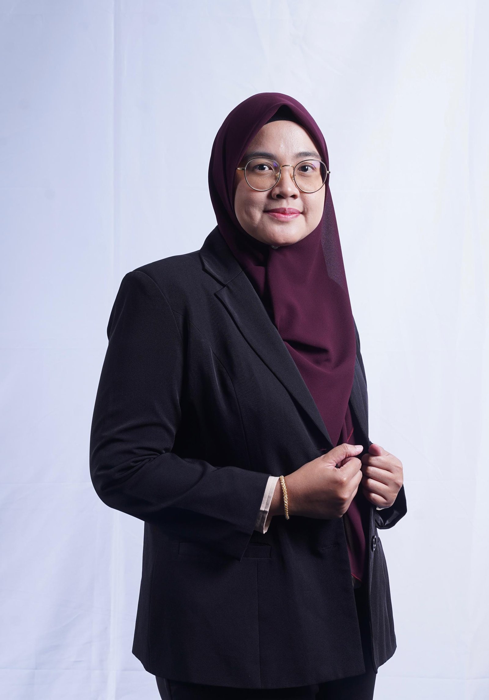 ⁠Dr. Ezdihar Hamzah
